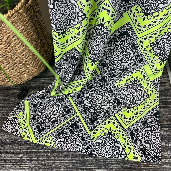 Colorful Gray & Greenprint Wide Flair Leg Palazzo Pants By Yetta M - Picture 3 of 4